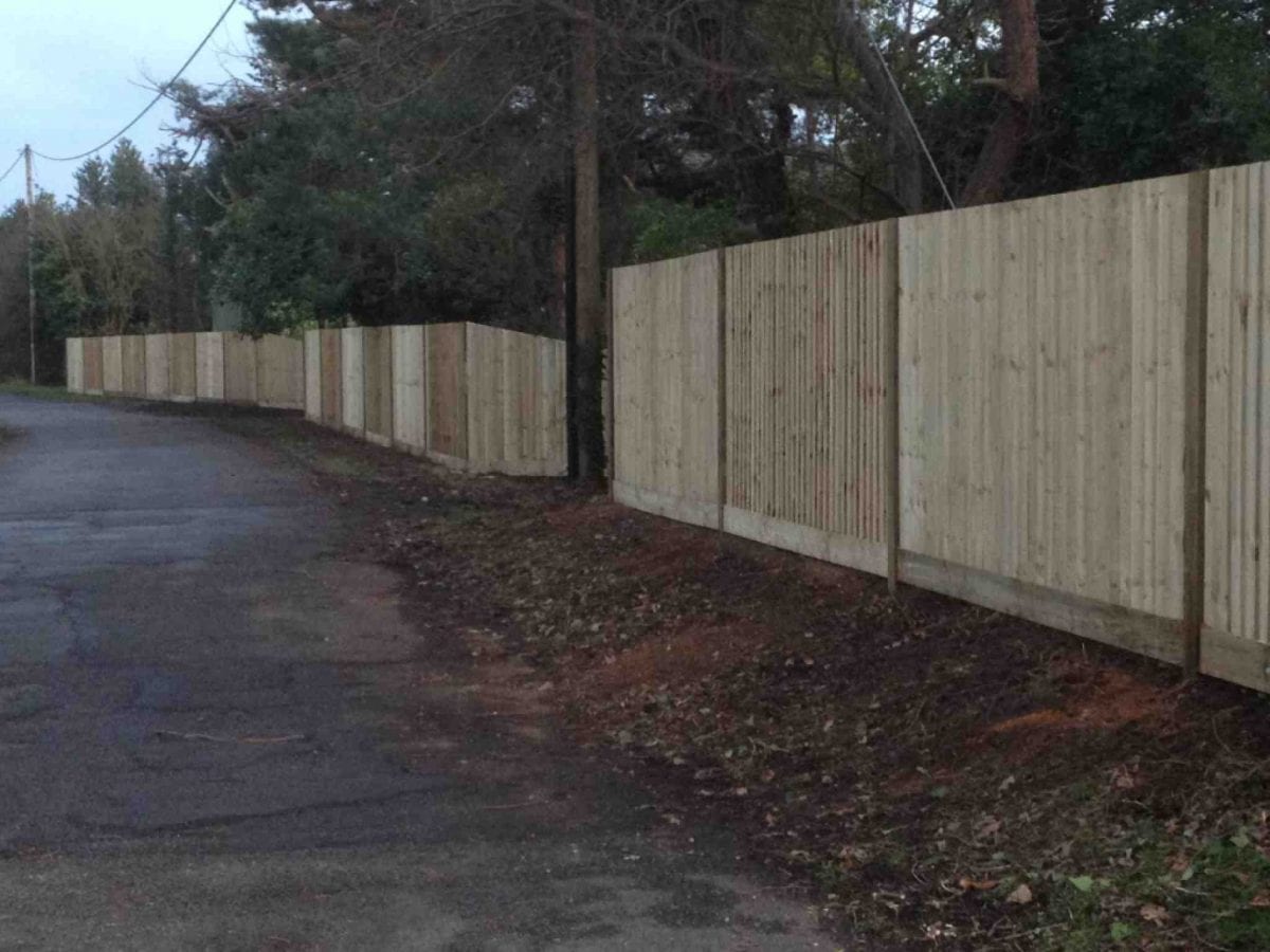 Derby Fencing & Walling Services Ariana Landscapes